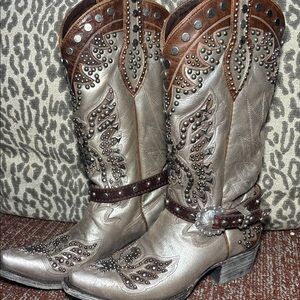 Double D Ranch studded cowboy boots flashy rhinestone cowgirl bold western boots